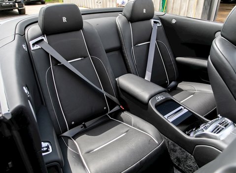 Rolls-Royce Dawn 15