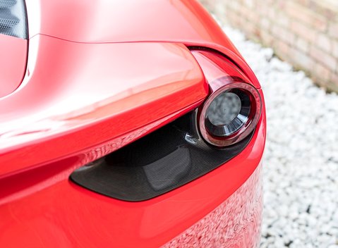 Ferrari 488 Spider 26
