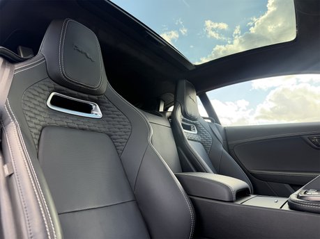 Jaguar F-Type 75 46