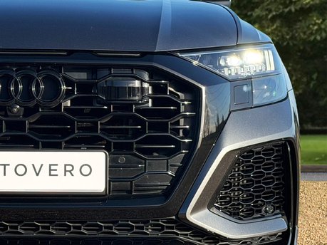 Audi Q8 RS TFSI QUATTRO VORSPRUNG MHEV 16