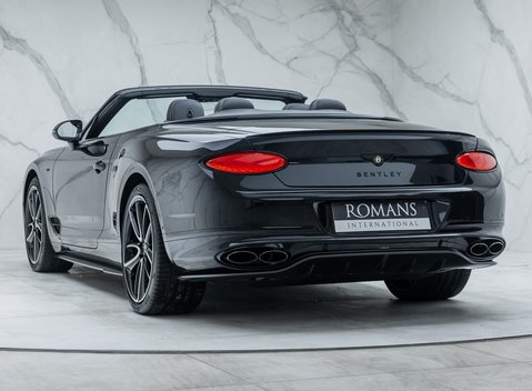 Bentley Continental GTC V8 13