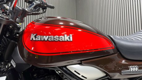 Kawasaki Z900 50TH ANNIVERSARY 2022 6K MOT OCTOBER 2027 900CC 34