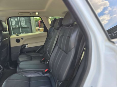 Land Rover Range Rover Sport 3.0 SD V6 HSE SUV 5dr Diesel Auto 4WD Euro 6 (s/s) (306 ps) 7