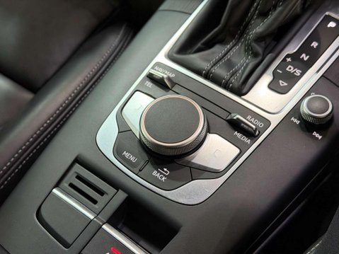 Audi S3 2.0 TFSI Black Edition Sportback 5dr Petrol S Tronic quattro Euro 6 (s/s) ( 49