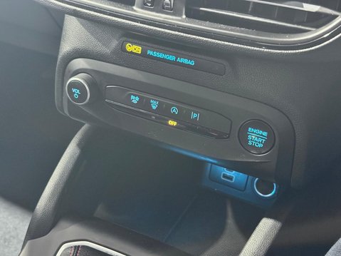 Ford Focus 1.0T EcoBoost ST-Line Euro 6 (s/s) 5dr 16