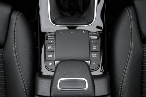 Mercedes-Benz A Class A 180 SPORT EXECUTIVE 35