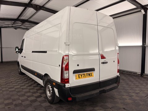 Nissan NV400 2.3 dCi 35 Tekna FWD L3 H2 Euro 6 5dr 25