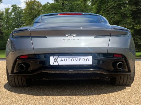 Aston Martin DB11 V12 6