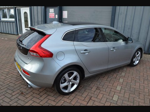 Volvo V40 1.6 T3 R-Design Nav Euro 5 (s/s) 5dr 20