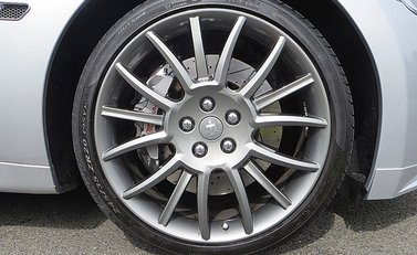 Maserati Grancabrio Sport 6