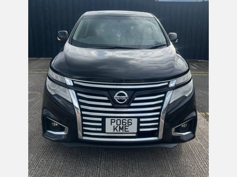 Nissan Elgrand 3.5 v6 petrol automatic 2