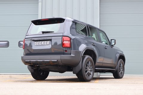 Toyota Land Cruiser BRAND NEW COMMERCIAL WITH A OEM REAR SEAT CONVERSION 4