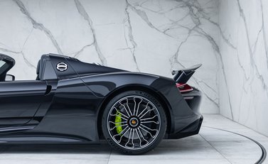 Porsche 918 Spyder 37