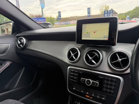 Mercedes-Benz GLA 2.1 GLA200d AMG Line (Premium Plus) 7G-DCT 4MATIC Euro 6 (s/s) 5dr 11