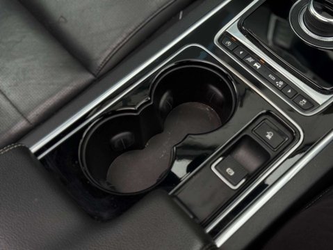 Jaguar XE 2.0d R-Sport Auto AWD Euro 6 (s/s) 4dr 71