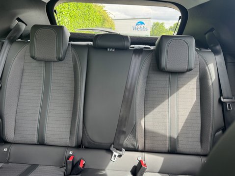 Peugeot 2008 50kWh Allure SUV 5dr Electric Auto (136 ps) 9