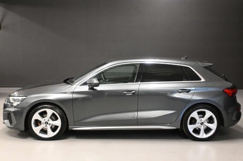 Audi A3 1.5 A3 Sportback 35 TFSI MHEV S Line Semi-Auto 5dr 15