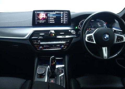 BMW 5 Series 2.0 530e 12kWh M Sport Saloon 4dr Petrol Plug-in Hybrid Steptronic Euro 6 ( 18