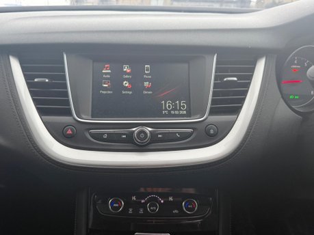 Vauxhall Grandland X SE S/S 11