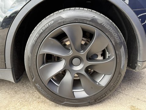 Tesla Model Y (Dual Motor) Long Range SUV 5dr Electric Auto 4WDE (384 bhp) 16