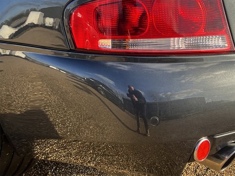 Aston Martin Vanquish S V12 23