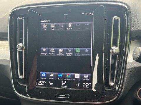 Volvo XC40 1.5h T4 Recharge 10.7kWh Plus SUV 5dr Petrol Plug-in Hybrid Auto Euro 6 (s/ 19
