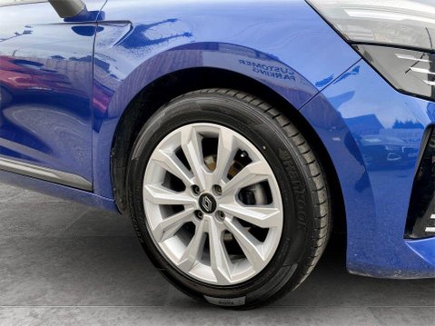Renault Clio 1.0 TCe evolution Hatchback 5dr Petrol Manual Euro 6 (s/s) (90 ps) Air Con 10