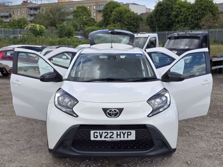 Toyota Aygo X 1.0 VVT-i Pure Hatchback 5dr Petrol x-shift Euro 6 (s/s) (72 ps) 7