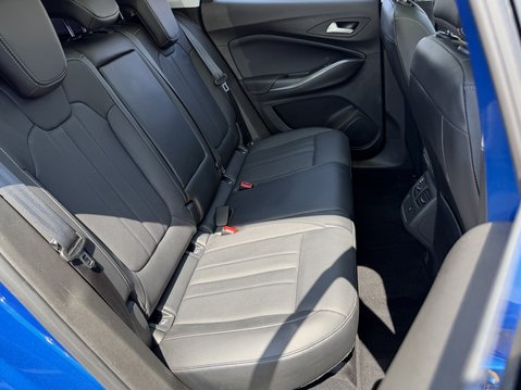 Vauxhall Grandland X 1.2 Turbo Elite Nav 5dr 34