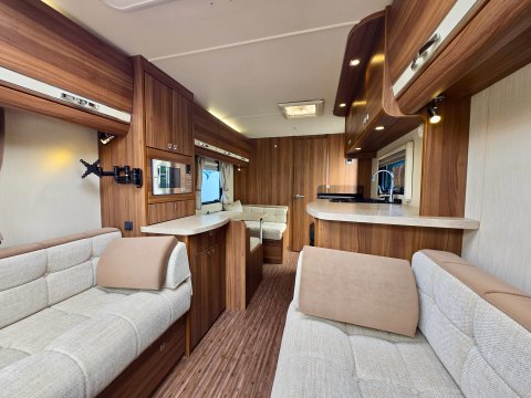 Elddis Affinity  530 Sussex Premier Edition Mayfield 11