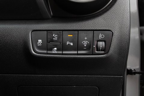 Hyundai KONA ULTIMATE 18