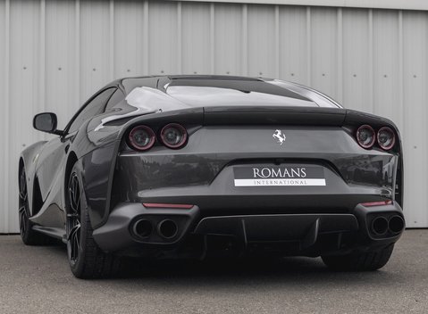 Ferrari 812 Superfast 3