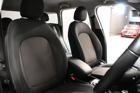 Mini Countryman 1.5 Countryman Cooper Classic Auto 5dr 22