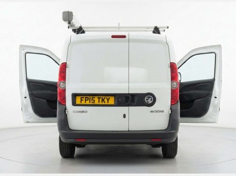 Vauxhall Combo 1.3 CDTi 2000 ecoFLEX 16v Panel Van 3dr Diesel Manual FWD L1 H1 (s/s) (126 11
