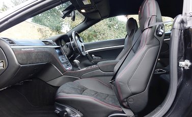 Maserati Grancabrio MC 18