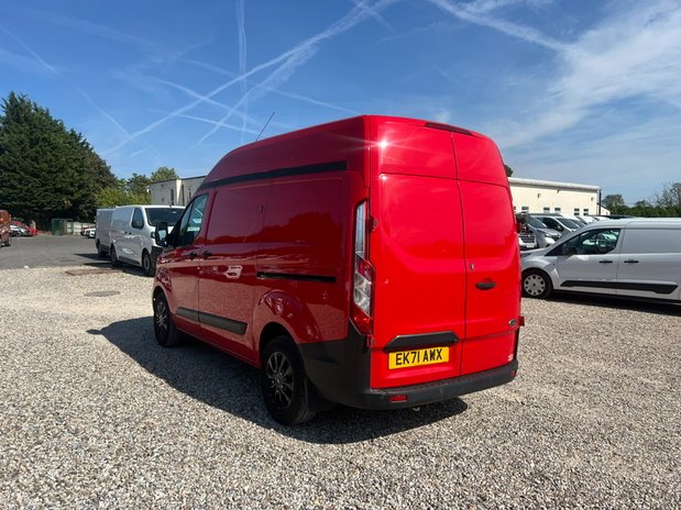 Ford Transit Custom SWB L1H2 High Roof Leader Air Con Alloys Sensors Cam EURO 6 NO VAT 8