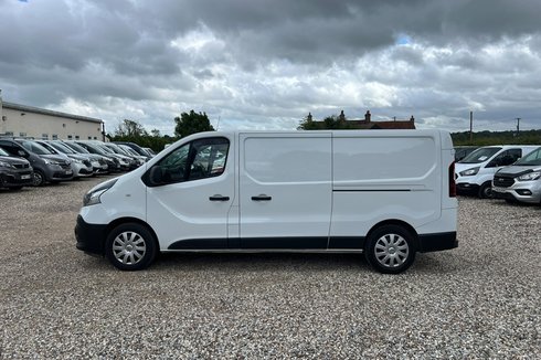 Renault Trafic LWB L2H1 Low Roof Business 305 Air Con Sensors EURO 6 NO VAT