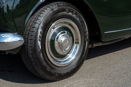 Bentley S2 Continental By H.J.Mulliner 12