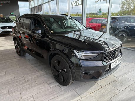 Volvo XC40 2.0 B4 MHEV Plus Black Edition DCT Auto Euro 6 (s/s) 5dr
