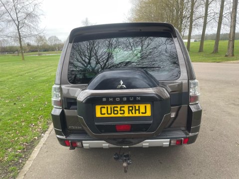 Mitsubishi Shogun 3.2 DI-DC SG3 Auto 4WD Euro 5 5dr LWB 15