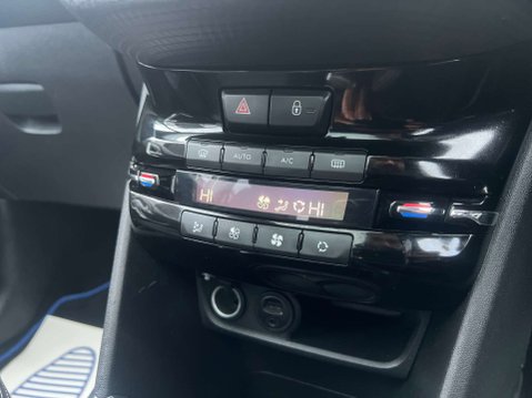 Peugeot 2008 1.6 2008 Allure e-HDi 5dr 30