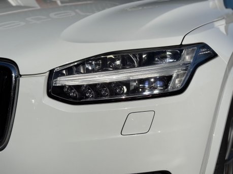 Volvo XC90 2.0 D5 Momentum SUV 5dr Diesel Geartronic 4WD Euro 6 (s/s) (225 ps) 7