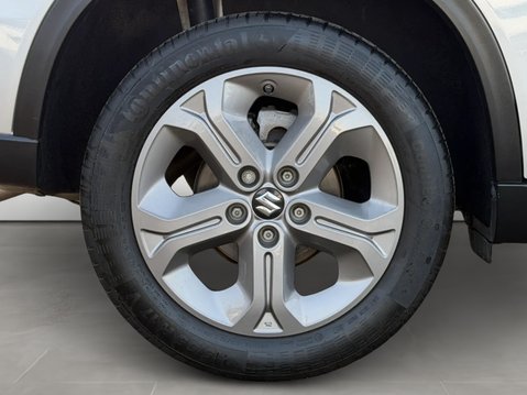Suzuki Vitara 1.6 SZ-T 5dr Auto 11