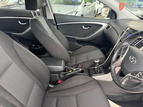 Hyundai i30 1.6 CRDi Blue Drive Active Euro 5 (s/s) 5dr 24