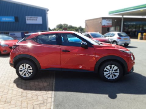 Nissan Juke DIG-T VISIA 2