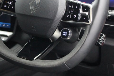 Renault Austral 5dr E-TECH FHEV Techno Esprit Alpine Automatic 30