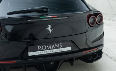 Ferrari GTC4 Lusso T 31