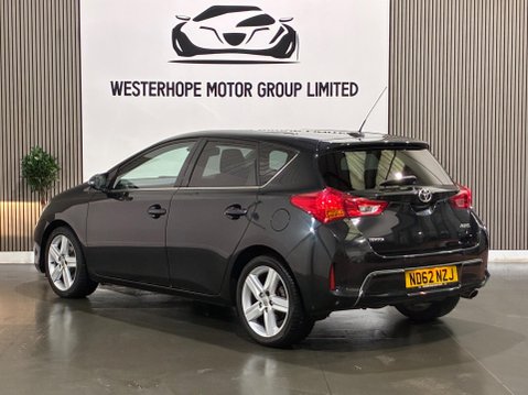 Toyota Auris 1.6 V-Matic Excel Euro 5 5dr 19