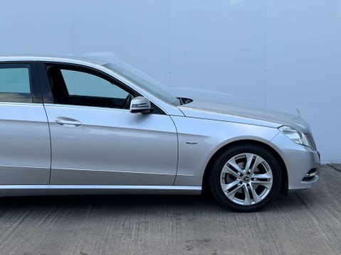 Mercedes-Benz E Class 2.1 E220 BlueEfficiency AvantGarde CDi Auto 4dr 16