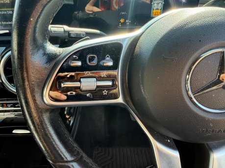 Mercedes-Benz A Class A 180 D SPORT 11